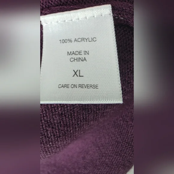 New York & Company Women's Argyle V-Neck Purple Sweater Size XL - Picture 5 of 5
